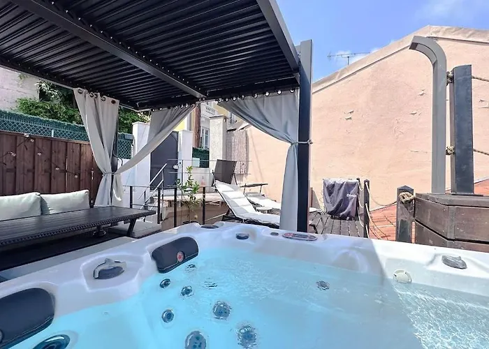 Rooftop, Spa & Breathtaking View Of Nice And Sea