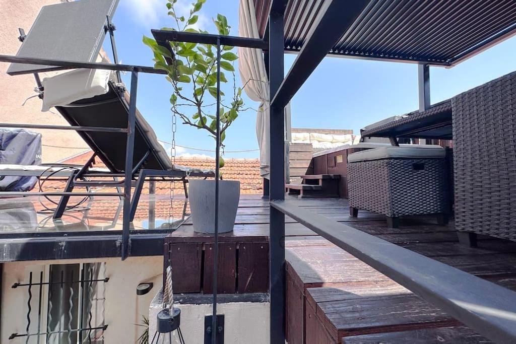 Rooftop, & Breathtaking View Of And Sea Appartamento